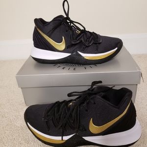 Nike Kyrie 5